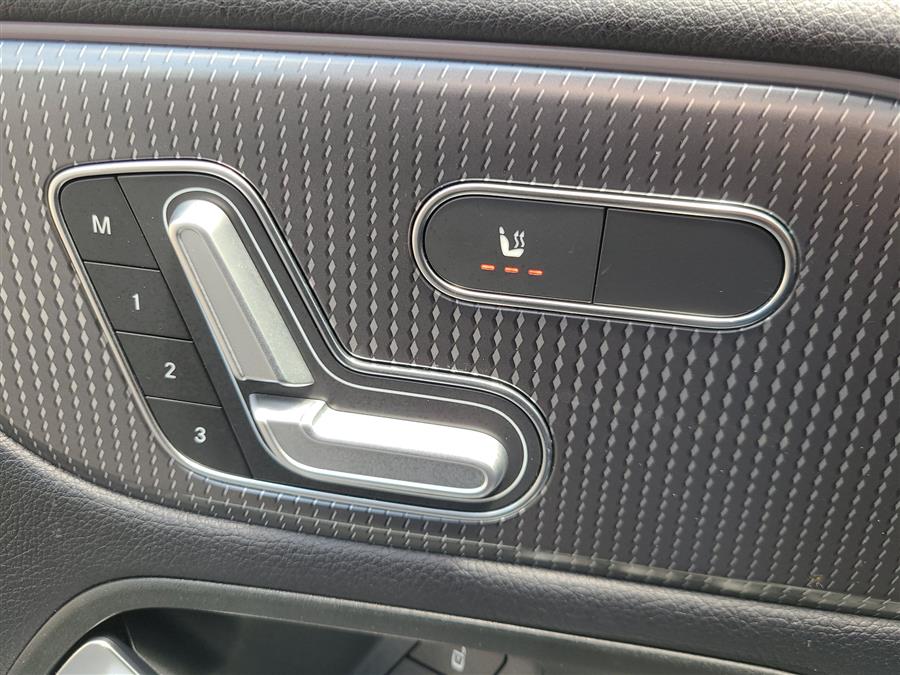 2020 Mercedes-Benz GLB GLB 250 4MATIC SUV, available for sale in Canton, Connecticut | Lava Motors. Canton, Connecticut 2020 Mercedes-Benz GLB GLB 250 4MATIC SUV, available for sale in Canton, Connecticut | Lava Motors. Canton, Connecticut