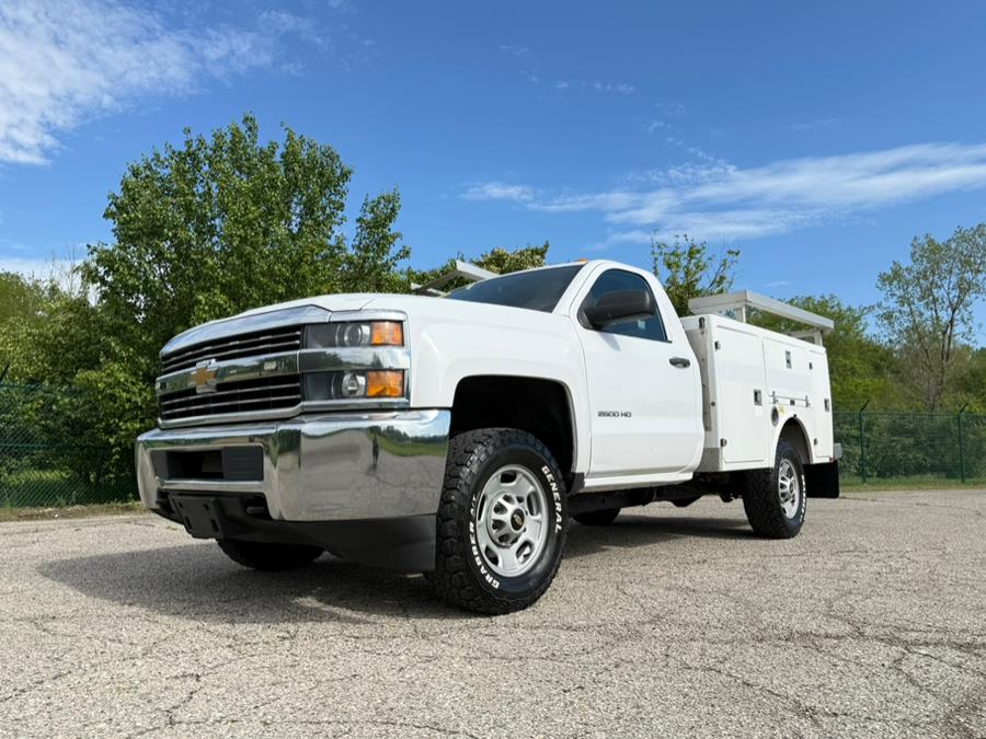 Used 2015 Chevrolet Silverado 2500HD Built After Aug 14 in Dayton, Ohio | Dayton Work Trucks. Dayton, Ohio