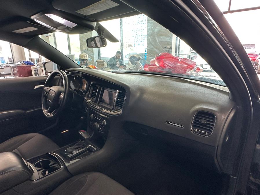 2019 Dodge Charger SXT RWD, available for sale in Inwood, New York | 5 Towns Drive. Inwood, New York 2019 Dodge Charger SXT RWD, available for sale in Inwood, New York | 5 Towns Drive. Inwood, New York
