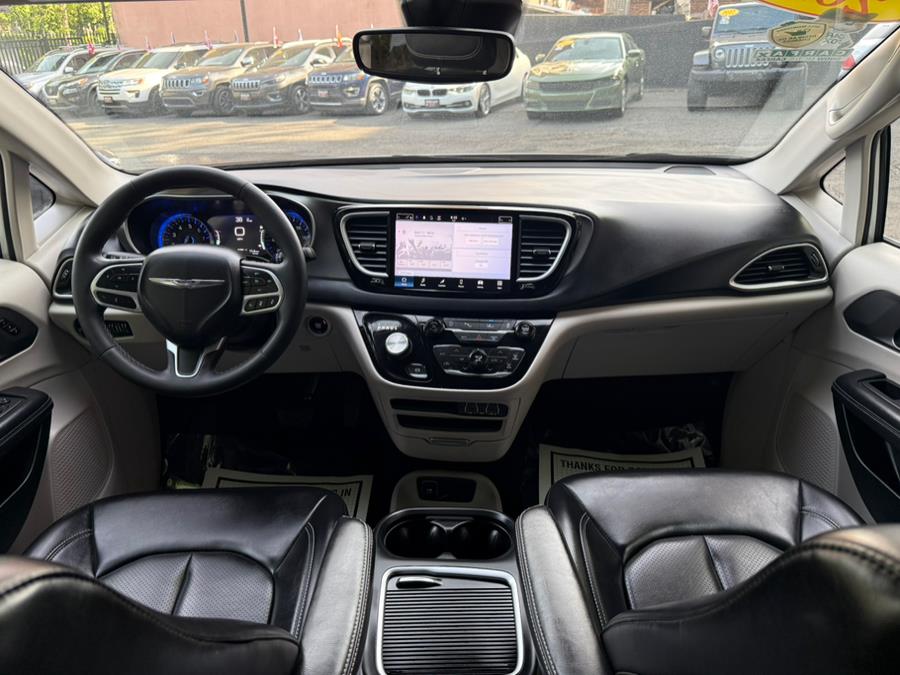 2023 Chrysler Pacifica Touring L FWD, available for sale in Newark, New Jersey | Champion Of Newark. Newark, New Jersey 2023 Chrysler Pacifica Touring L FWD, available for sale in Newark, New Jersey | Champion Of Newark. Newark, New Jersey