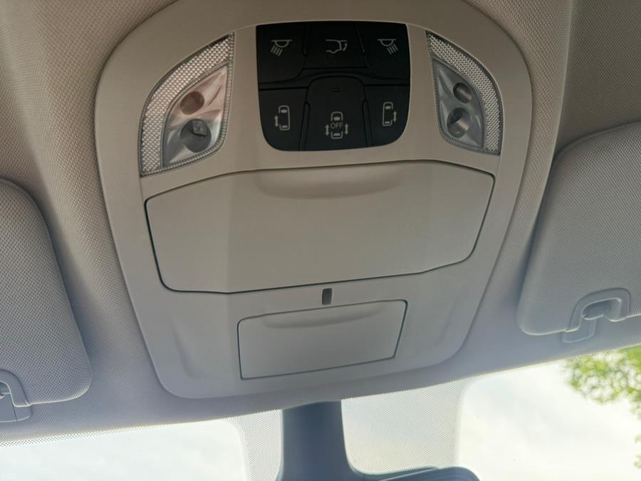 2023 Chrysler Pacifica Touring L FWD, available for sale in Newark, New Jersey | Champion Of Newark. Newark, New Jersey 2023 Chrysler Pacifica Touring L FWD, available for sale in Newark, New Jersey | Champion Of Newark. Newark, New Jersey