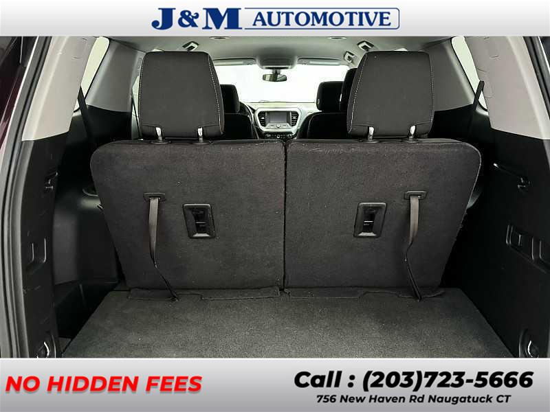 2017 GMC Acadia SLE, available for sale in Naugatuck, Connecticut | J&M Automotive Sls&Svc LLC. Naugatuck, Connecticut 2017 GMC Acadia SLE, available for sale in Naugatuck, Connecticut | J&M Automotive Sls&Svc LLC. Naugatuck, Connecticut