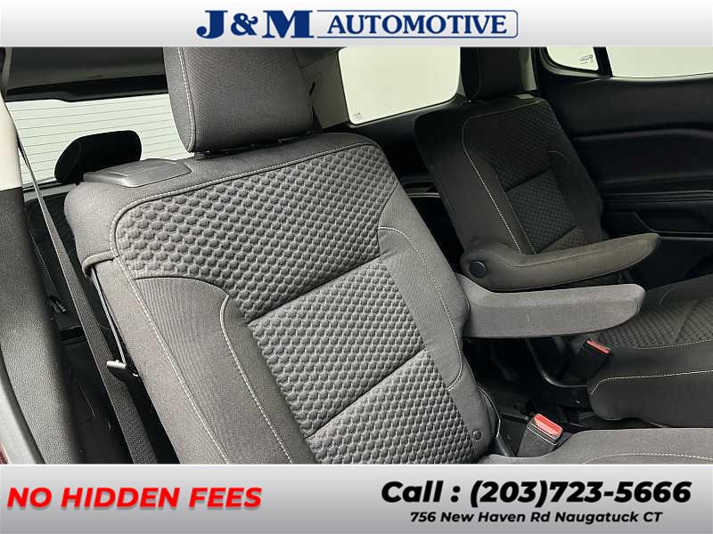 2017 GMC Acadia SLE, available for sale in Naugatuck, Connecticut | J&M Automotive Sls&Svc LLC. Naugatuck, Connecticut 2017 GMC Acadia SLE, available for sale in Naugatuck, Connecticut | J&M Automotive Sls&Svc LLC. Naugatuck, Connecticut