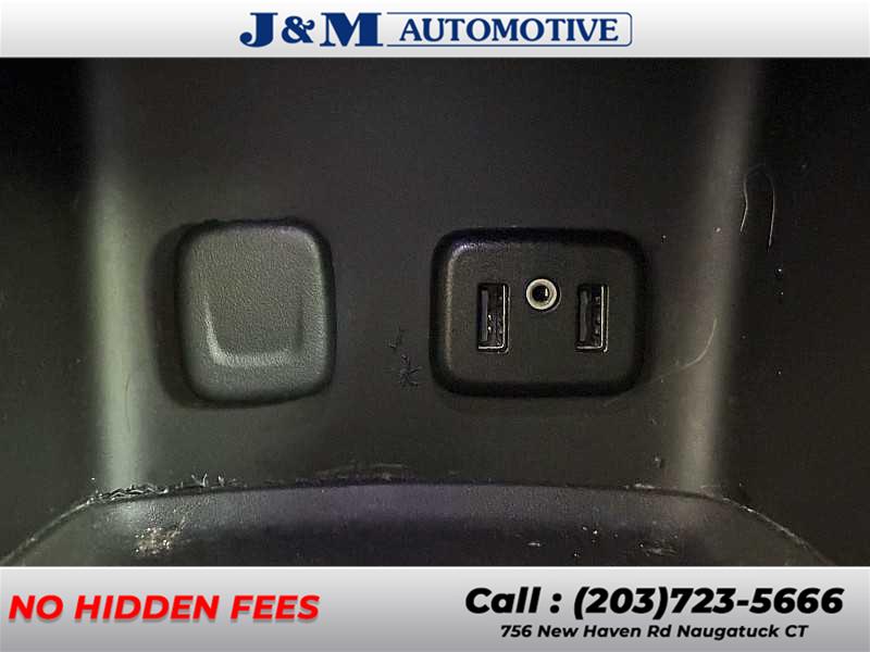 2017 GMC Acadia SLE, available for sale in Naugatuck, Connecticut | J&M Automotive Sls&Svc LLC. Naugatuck, Connecticut 2017 GMC Acadia SLE, available for sale in Naugatuck, Connecticut | J&M Automotive Sls&Svc LLC. Naugatuck, Connecticut