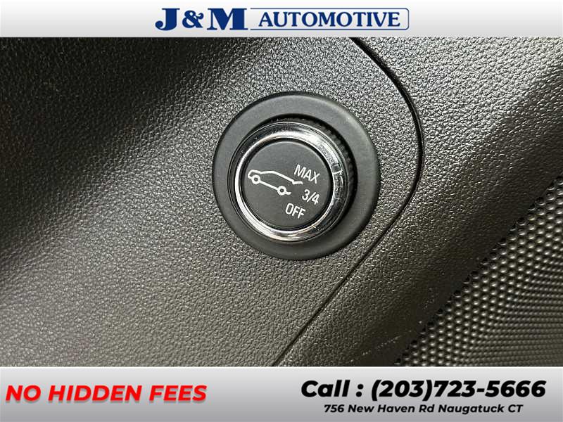 2017 GMC Acadia SLE, available for sale in Naugatuck, Connecticut | J&M Automotive Sls&Svc LLC. Naugatuck, Connecticut 2017 GMC Acadia SLE, available for sale in Naugatuck, Connecticut | J&M Automotive Sls&Svc LLC. Naugatuck, Connecticut