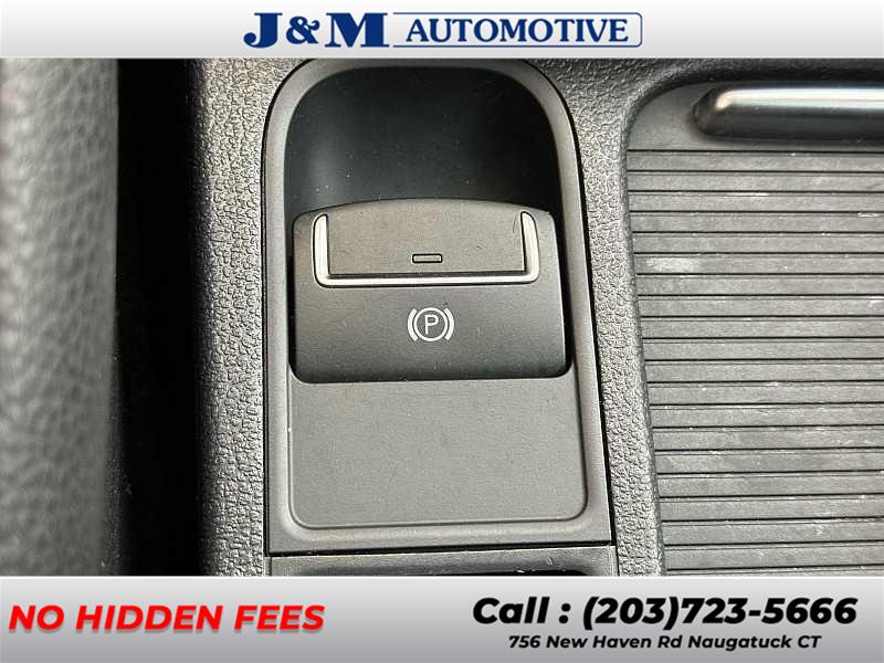 2015 Volkswagen Tiguan S, available for sale in Naugatuck, Connecticut | J&M Automotive Sls&Svc LLC. Naugatuck, Connecticut 2015 Volkswagen Tiguan S, available for sale in Naugatuck, Connecticut | J&M Automotive Sls&Svc LLC. Naugatuck, Connecticut