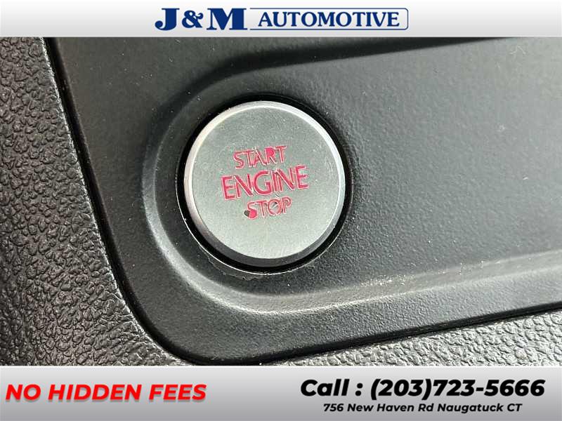 2015 Volkswagen Tiguan S, available for sale in Naugatuck, Connecticut | J&M Automotive Sls&Svc LLC. Naugatuck, Connecticut 2015 Volkswagen Tiguan S, available for sale in Naugatuck, Connecticut | J&M Automotive Sls&Svc LLC. Naugatuck, Connecticut