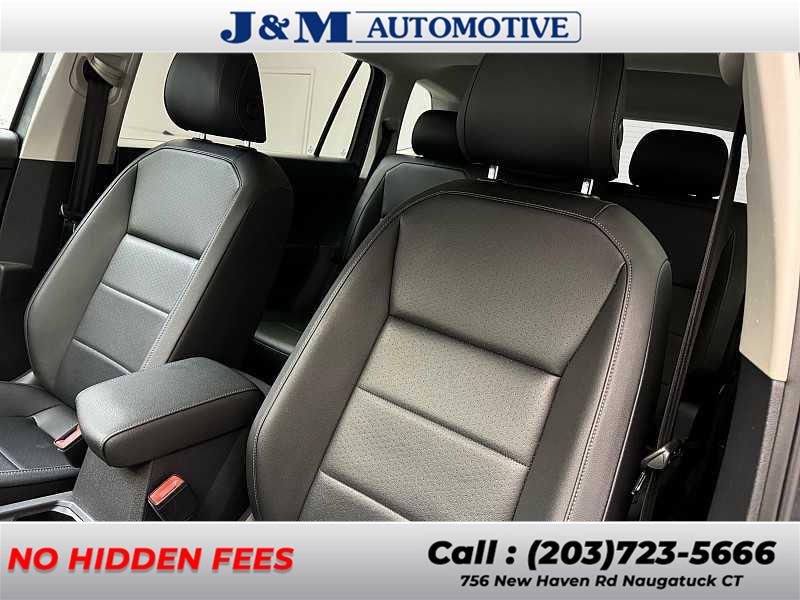 2020 Volkswagen Tiguan SEL, available for sale in Naugatuck, Connecticut | J&M Automotive Sls&Svc LLC. Naugatuck, Connecticut 2020 Volkswagen Tiguan SEL, available for sale in Naugatuck, Connecticut | J&M Automotive Sls&Svc LLC. Naugatuck, Connecticut