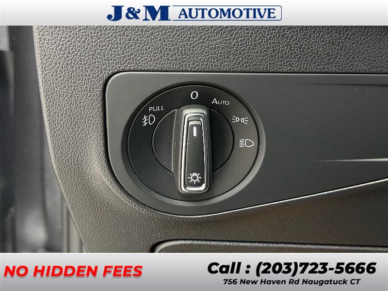 2020 Volkswagen Tiguan SEL, available for sale in Naugatuck, Connecticut | J&M Automotive Sls&Svc LLC. Naugatuck, Connecticut 2020 Volkswagen Tiguan SEL, available for sale in Naugatuck, Connecticut | J&M Automotive Sls&Svc LLC. Naugatuck, Connecticut
