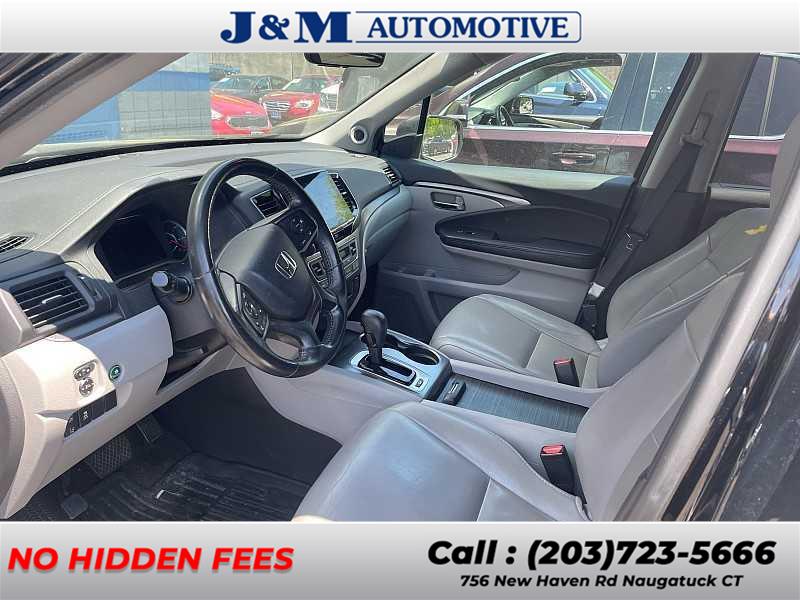 2019 Honda Pilot EX-L, available for sale in Naugatuck, Connecticut | J&M Automotive Sls&Svc LLC. Naugatuck, Connecticut 2019 Honda Pilot EX-L, available for sale in Naugatuck, Connecticut | J&M Automotive Sls&Svc LLC. Naugatuck, Connecticut