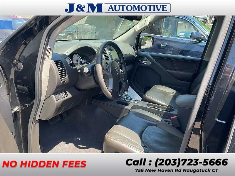 2019 Nissan Frontier PRO-4X photo 2