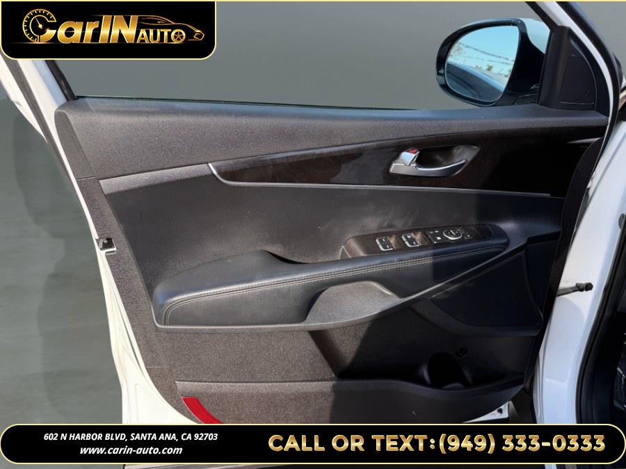 2018 Kia Sorento LX V6 FWD, available for sale in Santa Ana, California | Carin Auto. Santa Ana, California 2018 Kia Sorento LX V6 FWD, available for sale in Santa Ana, California | Carin Auto. Santa Ana, California