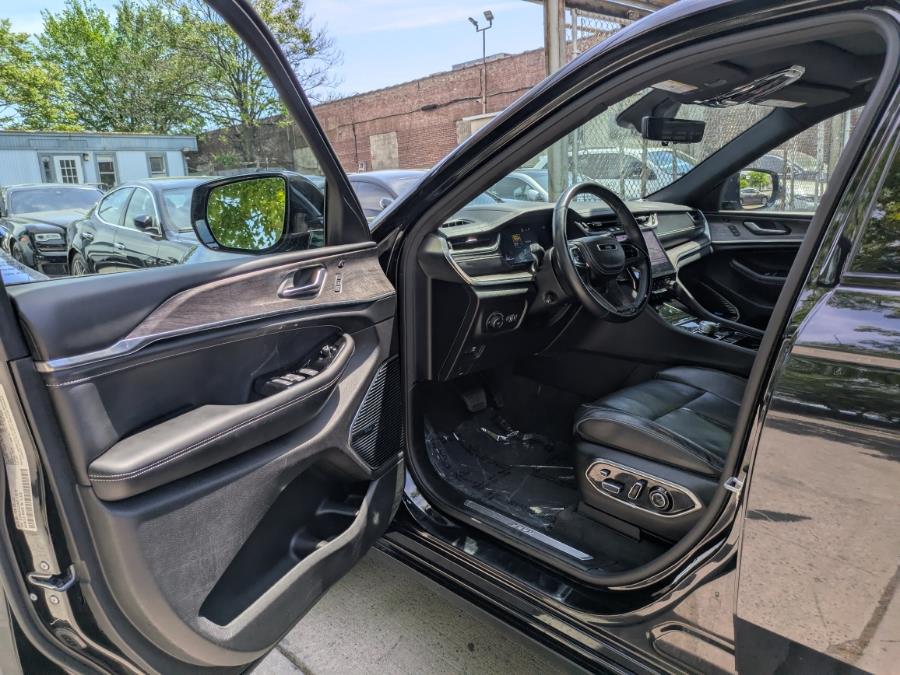 2021 Jeep Grand Cherokee L Overland 4x4, available for sale in Long Island City, New York | Luxury Of Queens. Long Island City, New York 2021 Jeep Grand Cherokee L Overland 4x4, available for sale in Long Island City, New York | Luxury Of Queens. Long Island City, New York