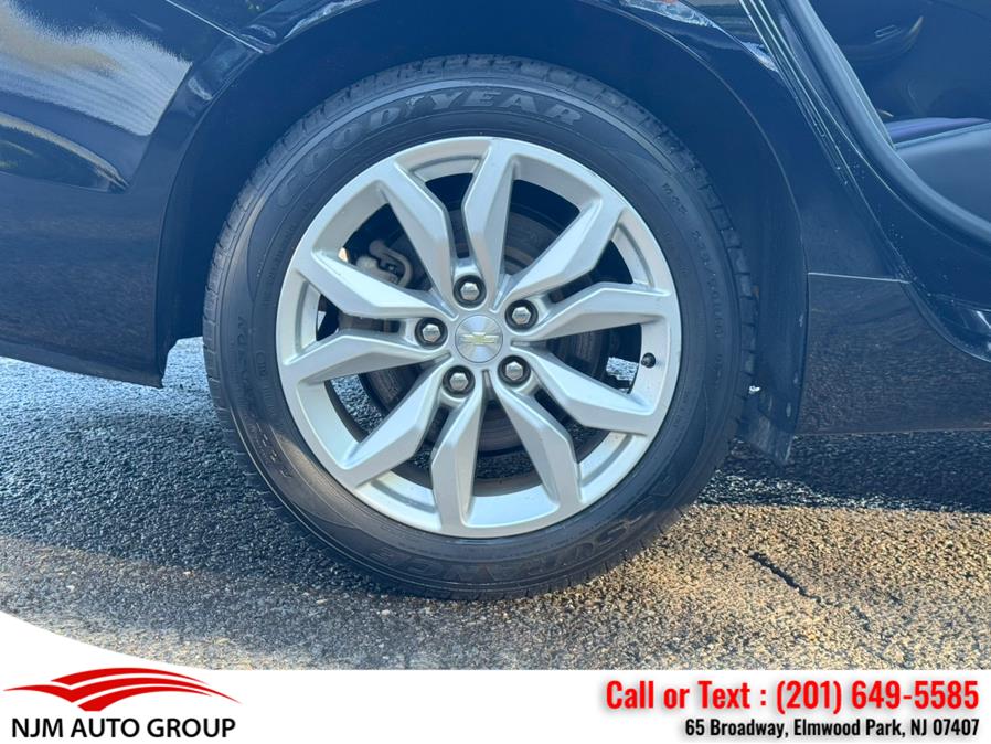 2018 Chevrolet Impala 4dr Sdn LT w/1LT, available for sale in Elmwood Park, New Jersey | NJM Auto Group. Elmwood Park, New Jersey 2018 Chevrolet Impala 4dr Sdn LT w/1LT, available for sale in Elmwood Park, New Jersey | NJM Auto Group. Elmwood Park, New Jersey