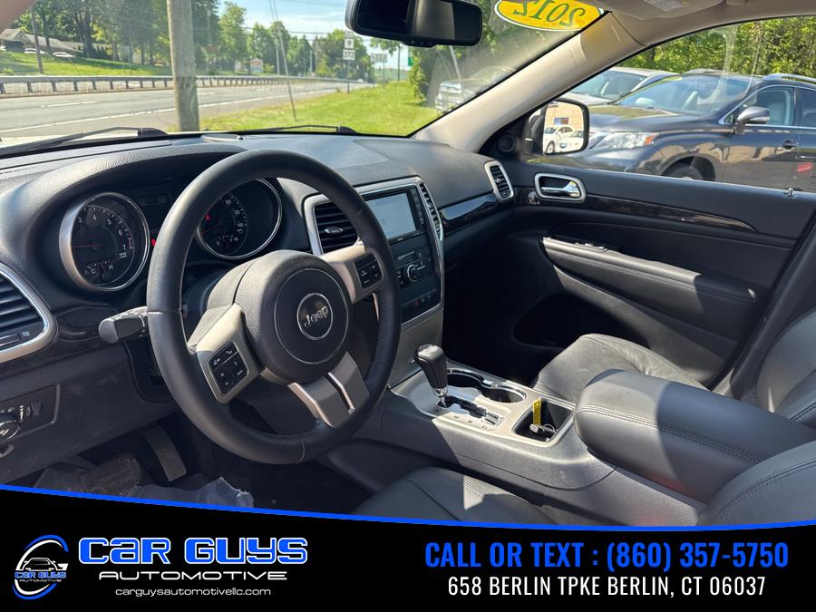 2012 Jeep Grand Cherokee 4WD 4dr Laredo, available for sale in Berlin, Connecticut | Car Guys Automotive LLC. Berlin, Connecticut 2012 Jeep Grand Cherokee 4WD 4dr Laredo, available for sale in Berlin, Connecticut | Car Guys Automotive LLC. Berlin, Connecticut