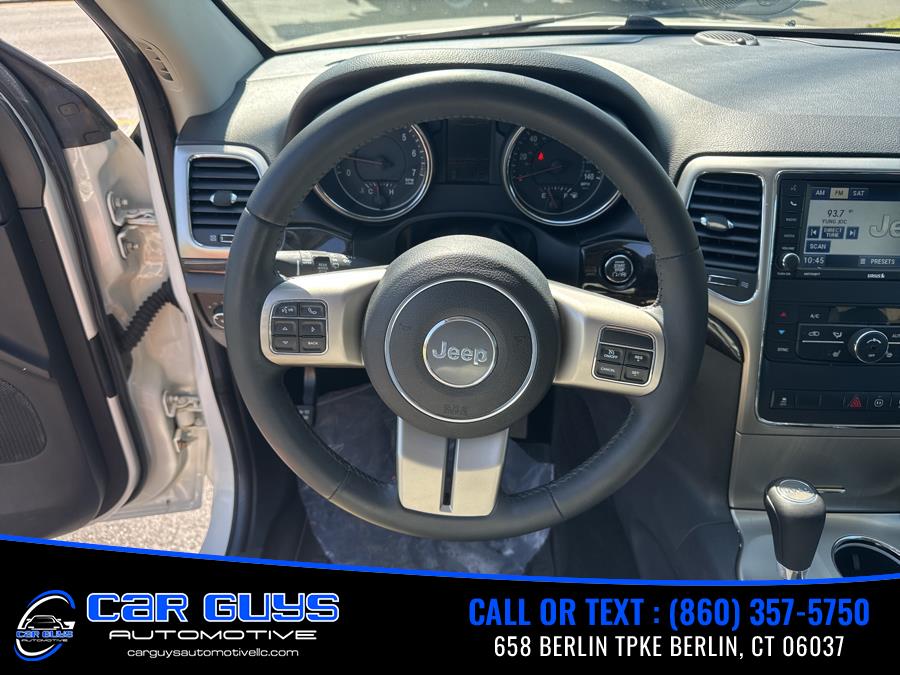 2012 Jeep Grand Cherokee 4WD 4dr Laredo, available for sale in Berlin, Connecticut | Car Guys Automotive LLC. Berlin, Connecticut 2012 Jeep Grand Cherokee 4WD 4dr Laredo, available for sale in Berlin, Connecticut | Car Guys Automotive LLC. Berlin, Connecticut