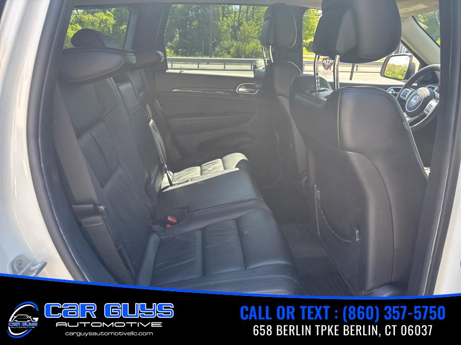 2012 Jeep Grand Cherokee 4WD 4dr Laredo, available for sale in Berlin, Connecticut | Car Guys Automotive LLC. Berlin, Connecticut 2012 Jeep Grand Cherokee 4WD 4dr Laredo, available for sale in Berlin, Connecticut | Car Guys Automotive LLC. Berlin, Connecticut