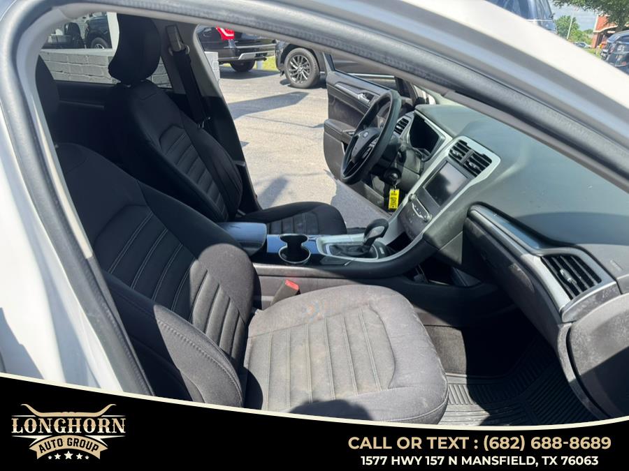 2015 Ford Fusion 4dr Sdn SE FWD, available for sale in Mansfield, Texas | Longhorn Auto Group. Mansfield, Texas 2015 Ford Fusion 4dr Sdn SE FWD, available for sale in Mansfield, Texas | Longhorn Auto Group. Mansfield, Texas