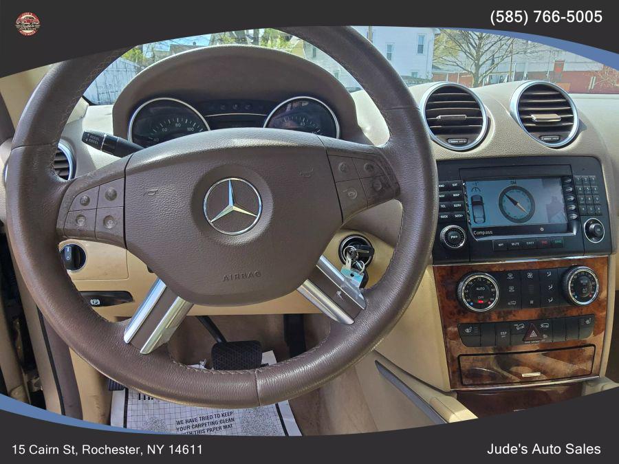2006 Mercedes-benz M-class ML 500 Sport Utility 4D, available for sale in Wolcott, New York | Auto Hunter CNY. Wolcott, New York 2006 Mercedes-benz M-class ML 500 Sport Utility 4D, available for sale in Wolcott, New York | Auto Hunter CNY. Wolcott, New York