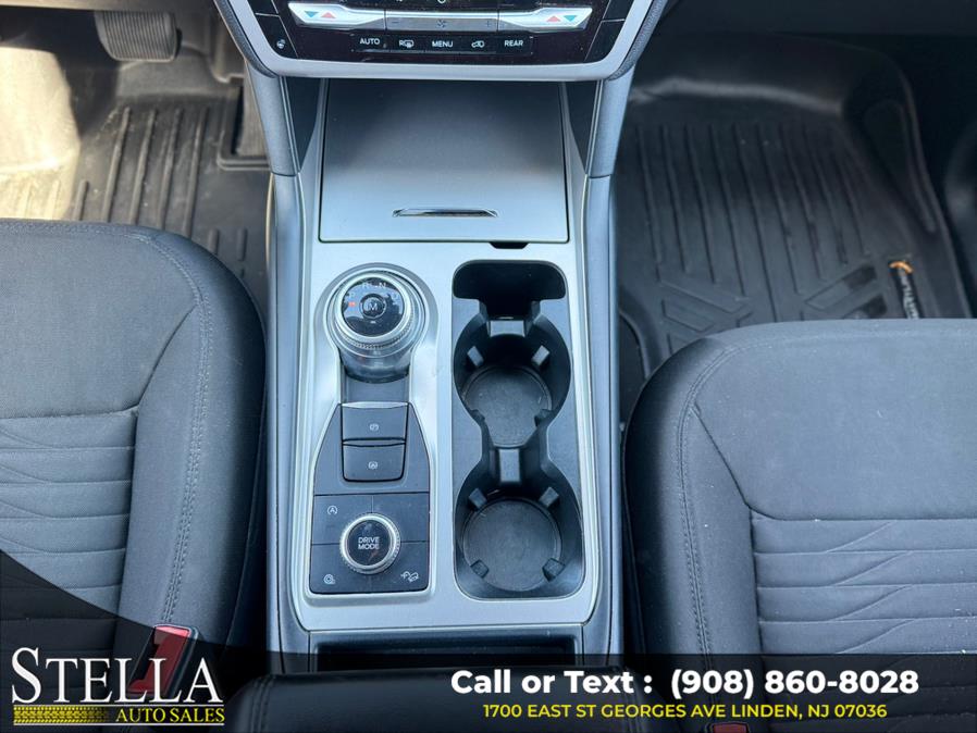 2020 Ford Explorer XLT 4WD, available for sale in Linden, New Jersey | Stella Auto Sales. Linden, New Jersey 2020 Ford Explorer XLT 4WD, available for sale in Linden, New Jersey | Stella Auto Sales. Linden, New Jersey