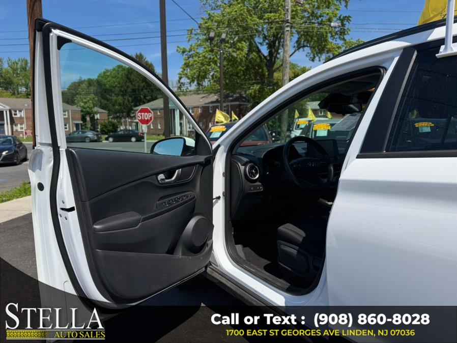 2022 Hyundai Kona SEL Auto AWD, available for sale in Linden, New Jersey | Stella Auto Sales. Linden, New Jersey 2022 Hyundai Kona SEL Auto AWD, available for sale in Linden, New Jersey | Stella Auto Sales. Linden, New Jersey