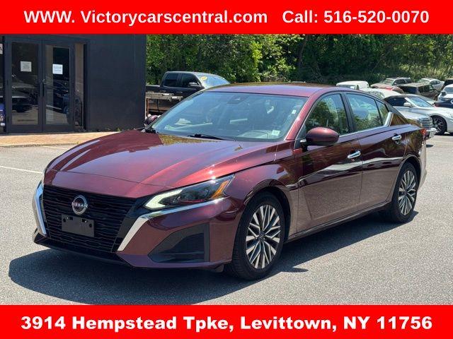 Used 2023 Nissan Altima in Floral Park, New York | Shop Auto NY. Floral Park, New York