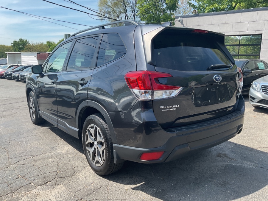 2019 Subaru Forester 2.5i Premium, available for sale in Waterbury, Connecticut | Jim Juliani Motors. Waterbury, Connecticut 2019 Subaru Forester 2.5i Premium, available for sale in Waterbury, Connecticut | Jim Juliani Motors. Waterbury, Connecticut