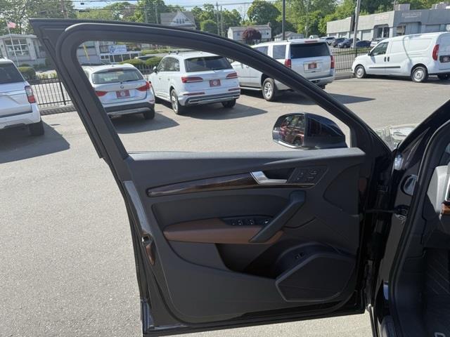 2018 Audi Q5 2.0T Premium Plus, available for sale in Stratford, Connecticut | Wiz Leasing Inc. Stratford, Connecticut 2018 Audi Q5 2.0T Premium Plus, available for sale in Stratford, Connecticut | Wiz Leasing Inc. Stratford, Connecticut