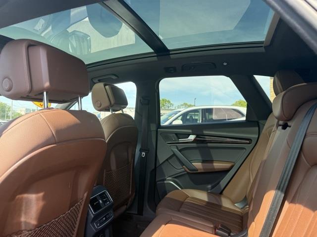 2018 Audi Q5 2.0T Premium Plus, available for sale in Stratford, Connecticut | Wiz Leasing Inc. Stratford, Connecticut 2018 Audi Q5 2.0T Premium Plus, available for sale in Stratford, Connecticut | Wiz Leasing Inc. Stratford, Connecticut