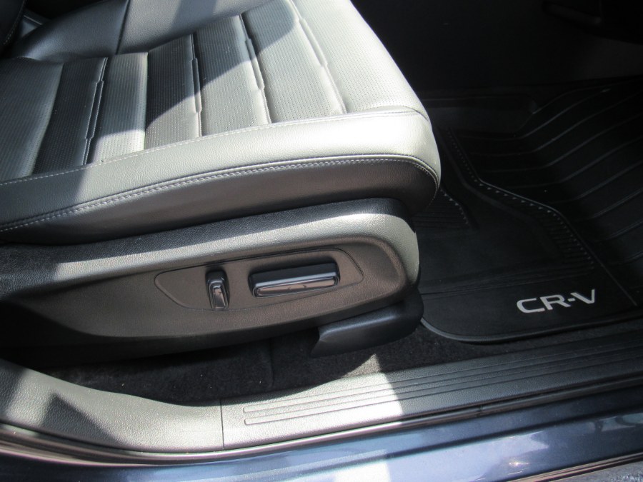 2025 Honda CR-V EX-L, available for sale in Worcester, Massachusetts | Hilario's Auto Sales Inc.. Worcester, Massachusetts 2025 Honda CR-V EX-L, available for sale in Worcester, Massachusetts | Hilario's Auto Sales Inc.. Worcester, Massachusetts