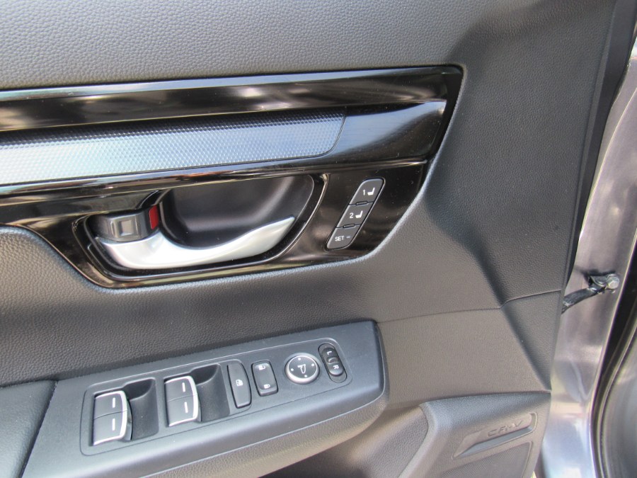 2025 Honda CR-V EX-L, available for sale in Worcester, Massachusetts | Hilario's Auto Sales Inc.. Worcester, Massachusetts 2025 Honda CR-V EX-L, available for sale in Worcester, Massachusetts | Hilario's Auto Sales Inc.. Worcester, Massachusetts