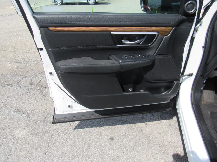 2020 Honda CR-V EX, available for sale in Worcester, Massachusetts | Hilario's Auto Sales Inc.. Worcester, Massachusetts 2020 Honda CR-V EX, available for sale in Worcester, Massachusetts | Hilario's Auto Sales Inc.. Worcester, Massachusetts