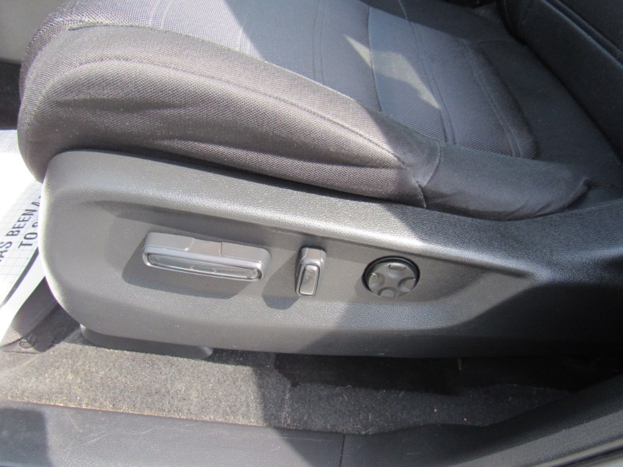 2020 Honda CR-V EX, available for sale in Worcester, Massachusetts | Hilario's Auto Sales Inc.. Worcester, Massachusetts 2020 Honda CR-V EX, available for sale in Worcester, Massachusetts | Hilario's Auto Sales Inc.. Worcester, Massachusetts
