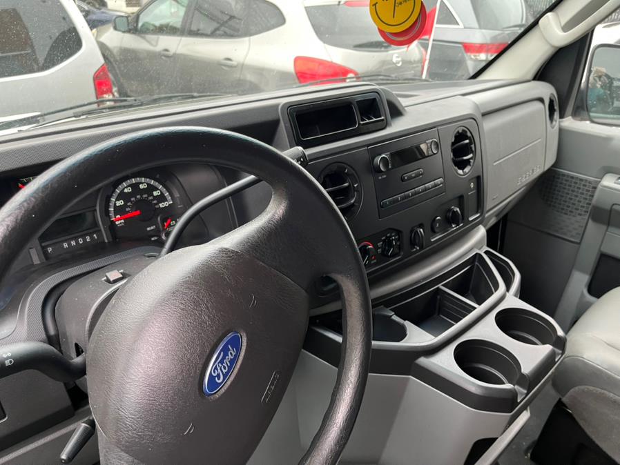 2013 Ford Econoline Wagon E-350 Super Duty Ext XL, available for sale in Corona, New York | Raymonds Cars Inc. Corona, New York 2013 Ford Econoline Wagon E-350 Super Duty Ext XL, available for sale in Corona, New York | Raymonds Cars Inc. Corona, New York