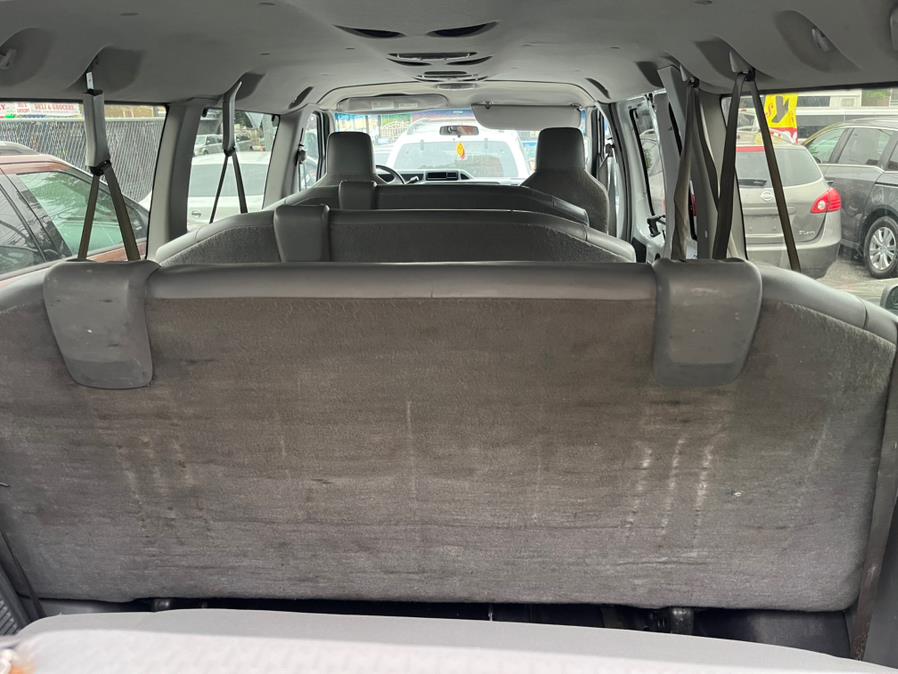 2013 Ford Econoline Wagon E-350 Super Duty Ext XL, available for sale in Corona, New York | Raymonds Cars Inc. Corona, New York 2013 Ford Econoline Wagon E-350 Super Duty Ext XL, available for sale in Corona, New York | Raymonds Cars Inc. Corona, New York