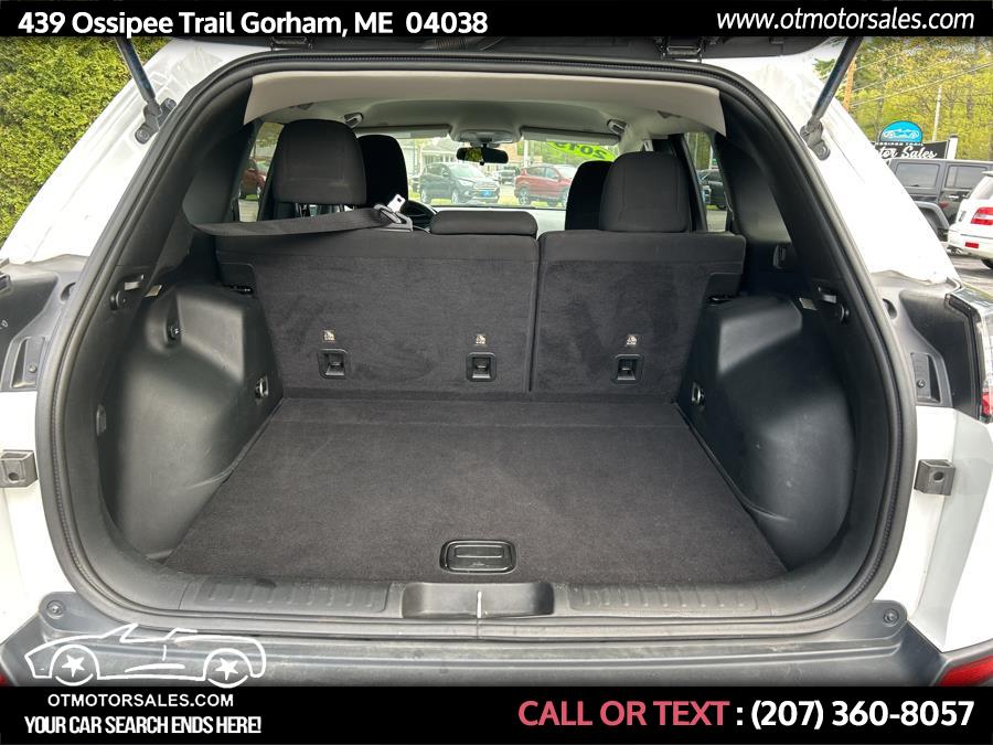 2019 Jeep Cherokee Latitude 4x4, available for sale in Gorham, Maine | Ossipee Trail Motor Sales. Gorham, Maine 2019 Jeep Cherokee Latitude 4x4, available for sale in Gorham, Maine | Ossipee Trail Motor Sales. Gorham, Maine