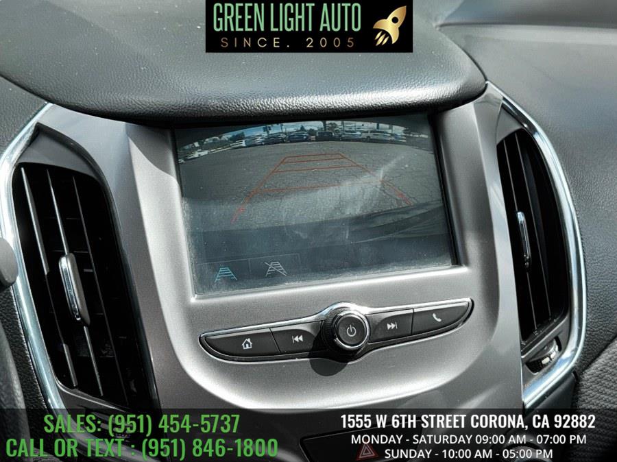 2018 Chevrolet Cruze 4dr Sdn 1.4L LT w/1SD, available for sale in Corona, California | Green Light Auto. Corona, California 2018 Chevrolet Cruze 4dr Sdn 1.4L LT w/1SD, available for sale in Corona, California | Green Light Auto. Corona, California
