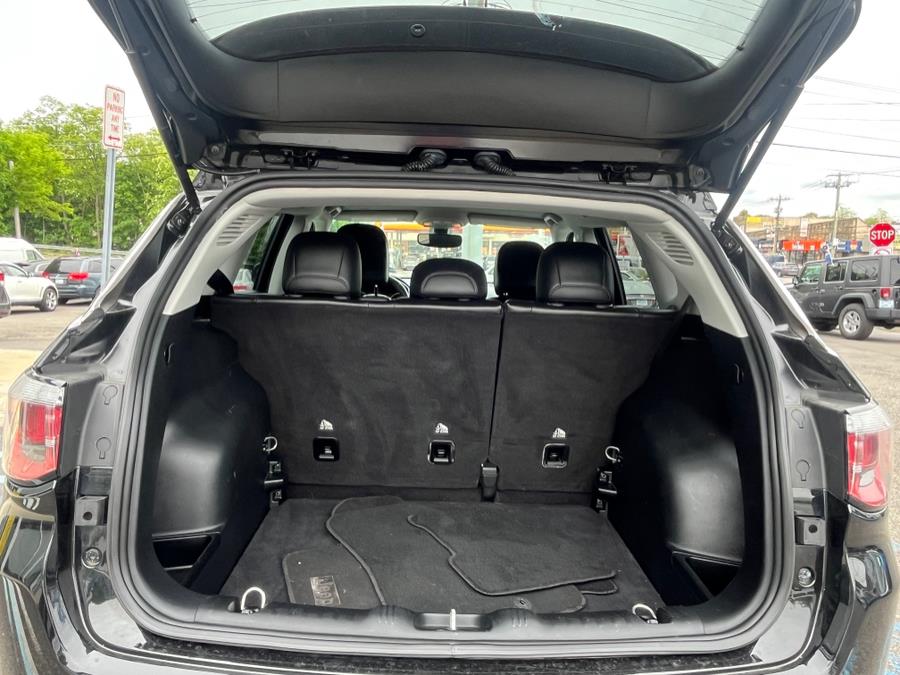 2018 Jeep Compass Latitude 4x4 CLEAN CARFAX!!!, available for sale in Rosedale, New York | Sunrise Auto Sales. Rosedale, New York 2018 Jeep Compass Latitude 4x4 CLEAN CARFAX!!!, available for sale in Rosedale, New York | Sunrise Auto Sales. Rosedale, New York