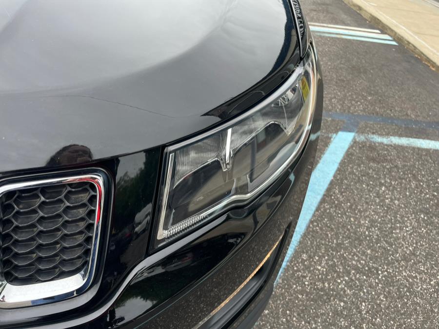2018 Jeep Compass Latitude 4x4 CLEAN CARFAX!!!, available for sale in Rosedale, New York | Sunrise Auto Sales. Rosedale, New York 2018 Jeep Compass Latitude 4x4 CLEAN CARFAX!!!, available for sale in Rosedale, New York | Sunrise Auto Sales. Rosedale, New York