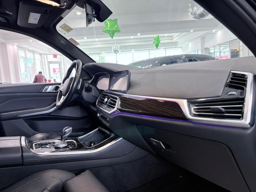 2019 BMW X5 xDrive40i Sports Activity Vehicle, available for sale in Franklin Square, New York | Luxury Motor Club. Franklin Square, New York 2019 BMW X5 xDrive40i Sports Activity Vehicle, available for sale in Franklin Square, New York | Luxury Motor Club. Franklin Square, New York