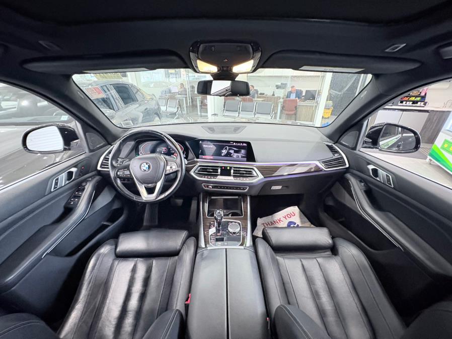 2019 BMW X5 xDrive40i Sports Activity Vehicle, available for sale in Franklin Square, New York | Luxury Motor Club. Franklin Square, New York 2019 BMW X5 xDrive40i Sports Activity Vehicle, available for sale in Franklin Square, New York | Luxury Motor Club. Franklin Square, New York