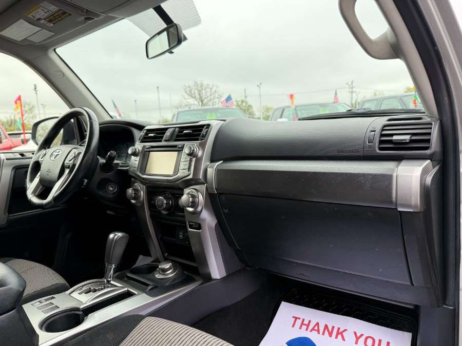 2015 Toyota 4Runner 4WD 4dr V6 SR5 (Natl), available for sale in Ortonville, Michigan | Marsh Auto Sales LLC. Ortonville, Michigan 2015 Toyota 4Runner 4WD 4dr V6 SR5 (Natl), available for sale in Ortonville, Michigan | Marsh Auto Sales LLC. Ortonville, Michigan