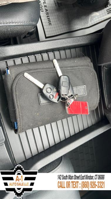 2013 Honda Pilot 4WD 4dr EX-L, available for sale in East Windsor, Connecticut | A1 Auto Sale LLC. East Windsor, Connecticut 2013 Honda Pilot 4WD 4dr EX-L, available for sale in East Windsor, Connecticut | A1 Auto Sale LLC. East Windsor, Connecticut