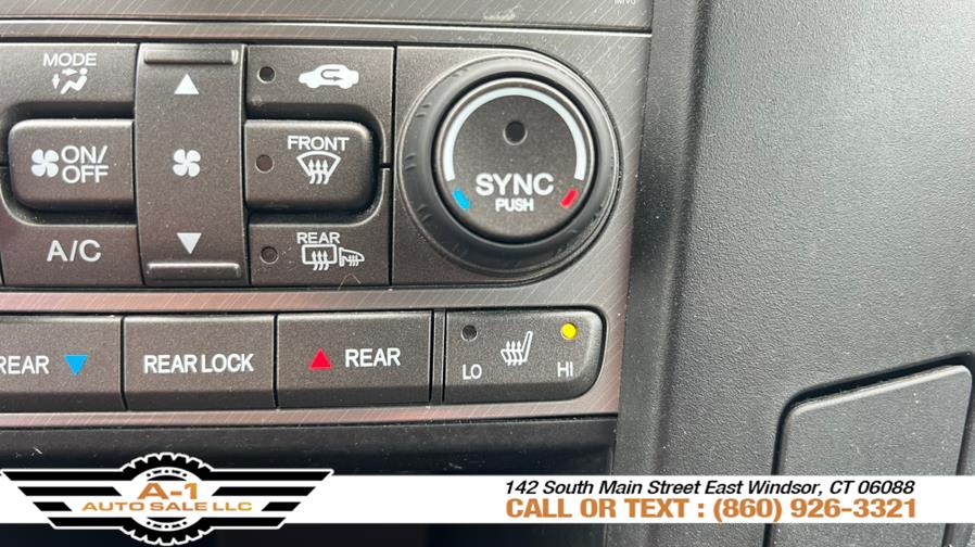 2013 Honda Pilot 4WD 4dr EX-L, available for sale in East Windsor, Connecticut | A1 Auto Sale LLC. East Windsor, Connecticut 2013 Honda Pilot 4WD 4dr EX-L, available for sale in East Windsor, Connecticut | A1 Auto Sale LLC. East Windsor, Connecticut