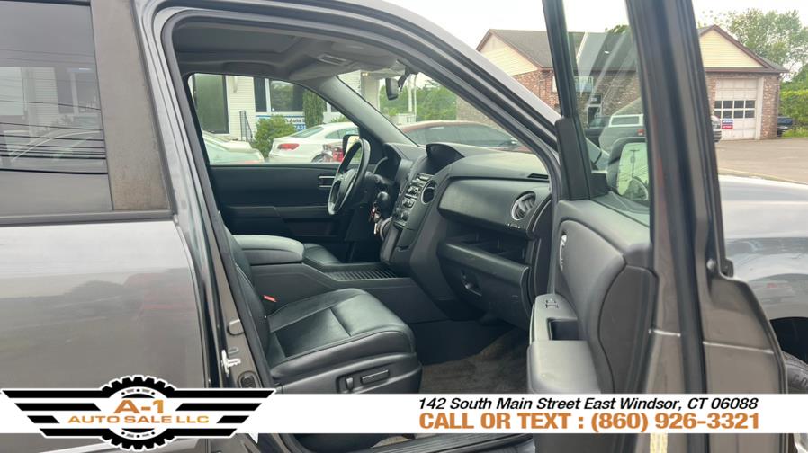 2013 Honda Pilot 4WD 4dr EX-L, available for sale in East Windsor, Connecticut | A1 Auto Sale LLC. East Windsor, Connecticut 2013 Honda Pilot 4WD 4dr EX-L, available for sale in East Windsor, Connecticut | A1 Auto Sale LLC. East Windsor, Connecticut