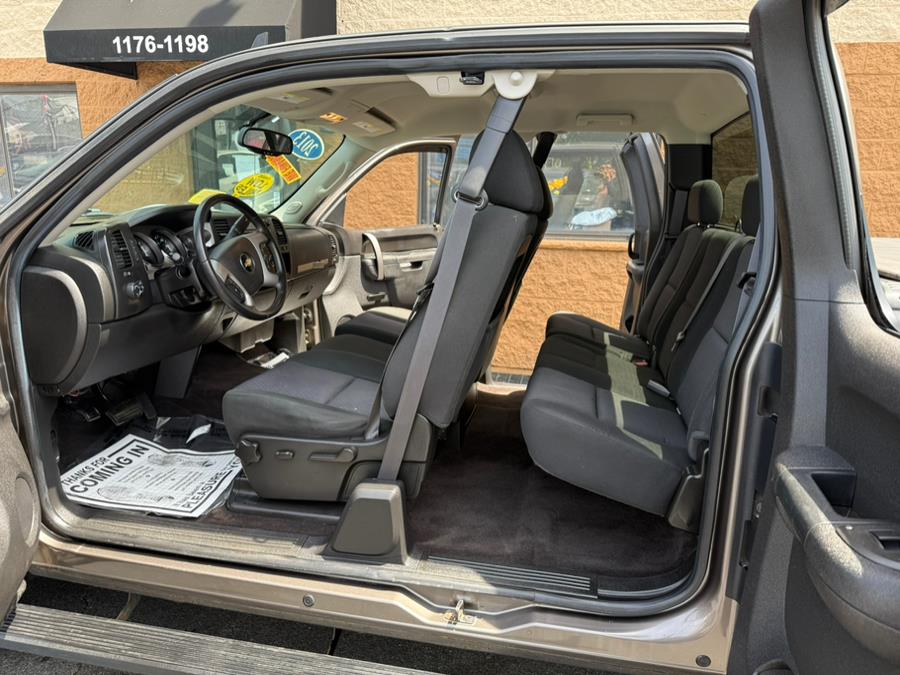 2013 Chevrolet Silverado 1500 4WD Ext Cab 143.5" LT, available for sale in Revere, Massachusetts | Wonderland Auto. Revere, Massachusetts 2013 Chevrolet Silverado 1500 4WD Ext Cab 143.5" LT, available for sale in Revere, Massachusetts | Wonderland Auto. Revere, Massachusetts