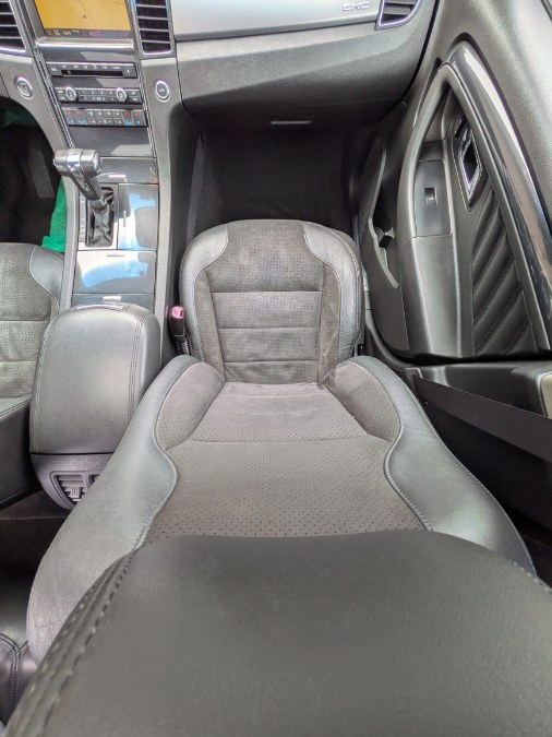 2010 Ford Taurus 4dr Sdn SHO AWD, available for sale in Bristol, Connecticut | Dealmax Motors LLC. Bristol, Connecticut 2010 Ford Taurus 4dr Sdn SHO AWD, available for sale in Bristol, Connecticut | Dealmax Motors LLC. Bristol, Connecticut