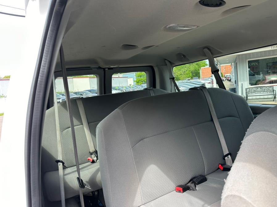 2011 Ford Econoline Wagon E-350 Super Duty XLT, available for sale in South Windsor, Connecticut | Mike And Tony Auto Sales, Inc. South Windsor, Connecticut 2011 Ford Econoline Wagon E-350 Super Duty XLT, available for sale in South Windsor, Connecticut | Mike And Tony Auto Sales, Inc. South Windsor, Connecticut