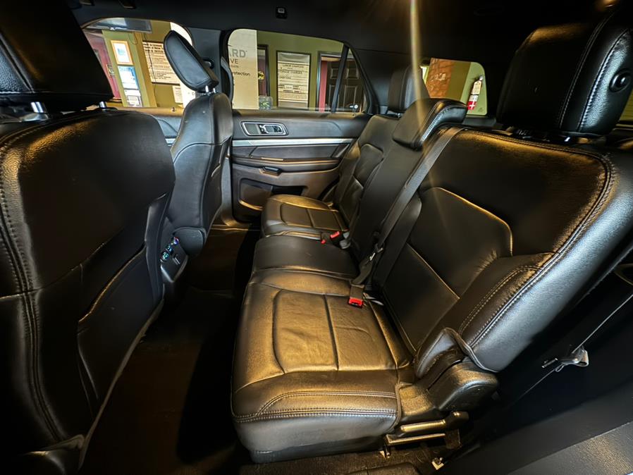 2018 Ford Explorer XLT 4WD, available for sale in West Hartford, Connecticut | AutoMax. West Hartford, Connecticut 2018 Ford Explorer XLT 4WD, available for sale in West Hartford, Connecticut | AutoMax. West Hartford, Connecticut