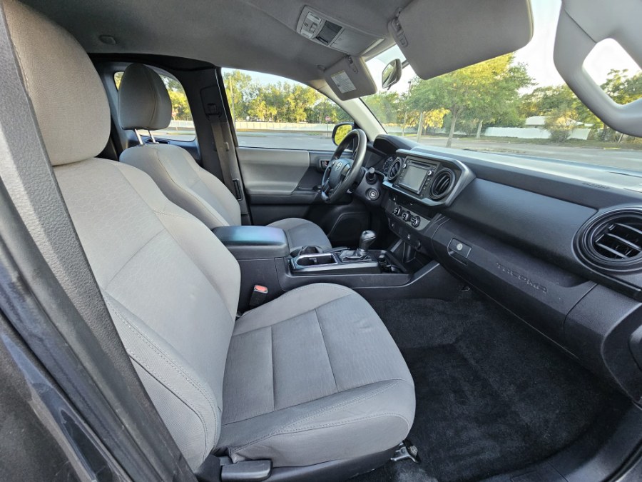2017 Toyota Tacoma SR Access Cab 6'' Bed I4 4x2 AT (Natl), available for sale in Longwood, Florida | Majestic Autos Inc.. Longwood, Florida 2017 Toyota Tacoma SR Access Cab 6'' Bed I4 4x2 AT (Natl), available for sale in Longwood, Florida | Majestic Autos Inc.. Longwood, Florida